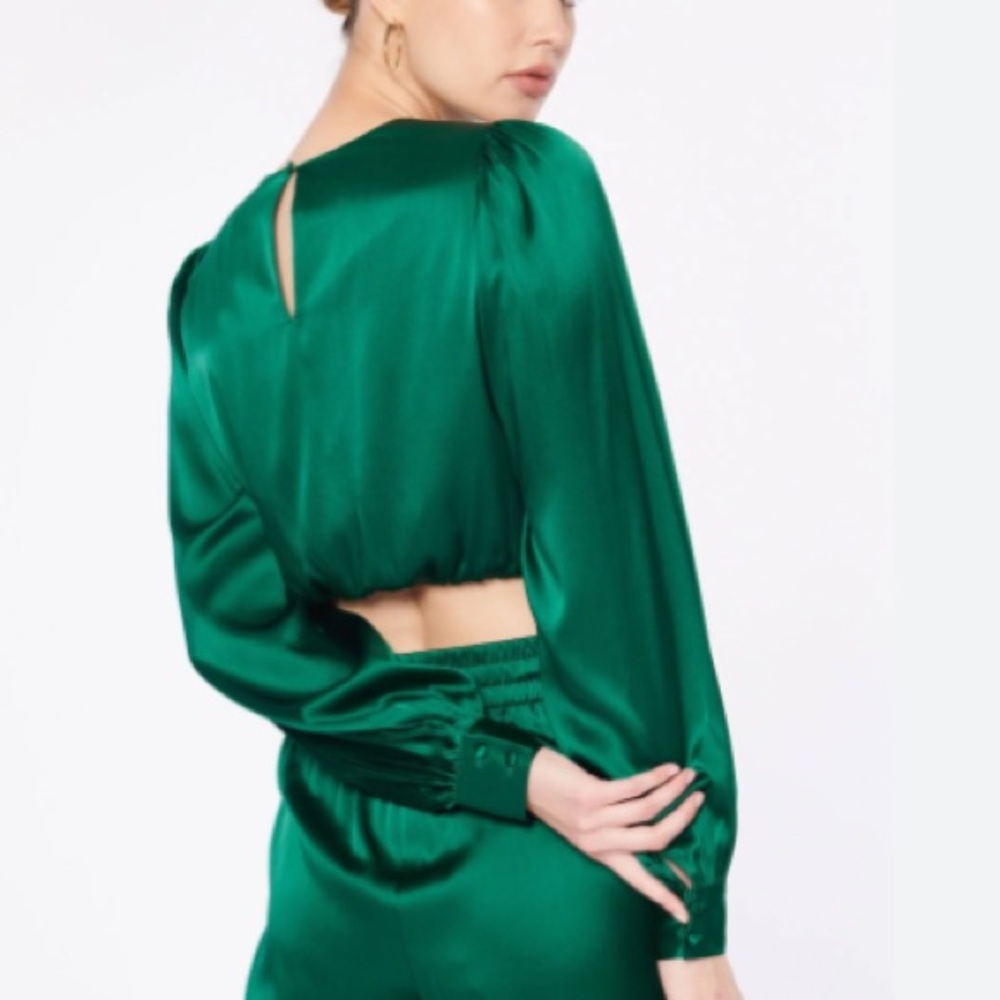 NWOT Cami NYC 98% Silk Satin Namie Top in Spruce P2P 19 in. - Picture 4 of 11